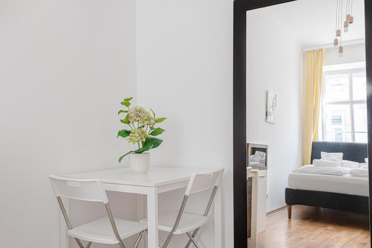 Central Belvedere 3Br Shared Apartment - 12 Min From City Center Vienna Esterno foto