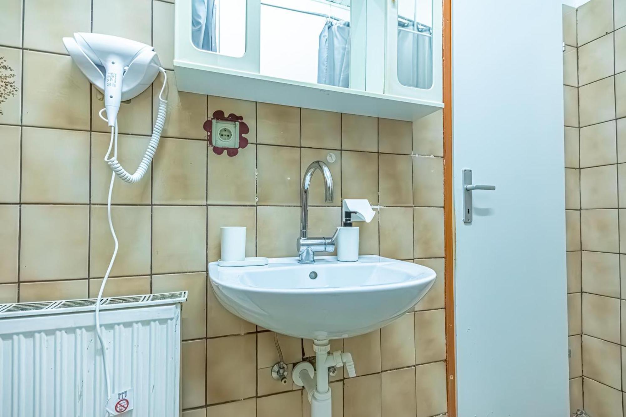 Central Belvedere 3Br Shared Apartment - 12 Min From City Center Vienna Esterno foto